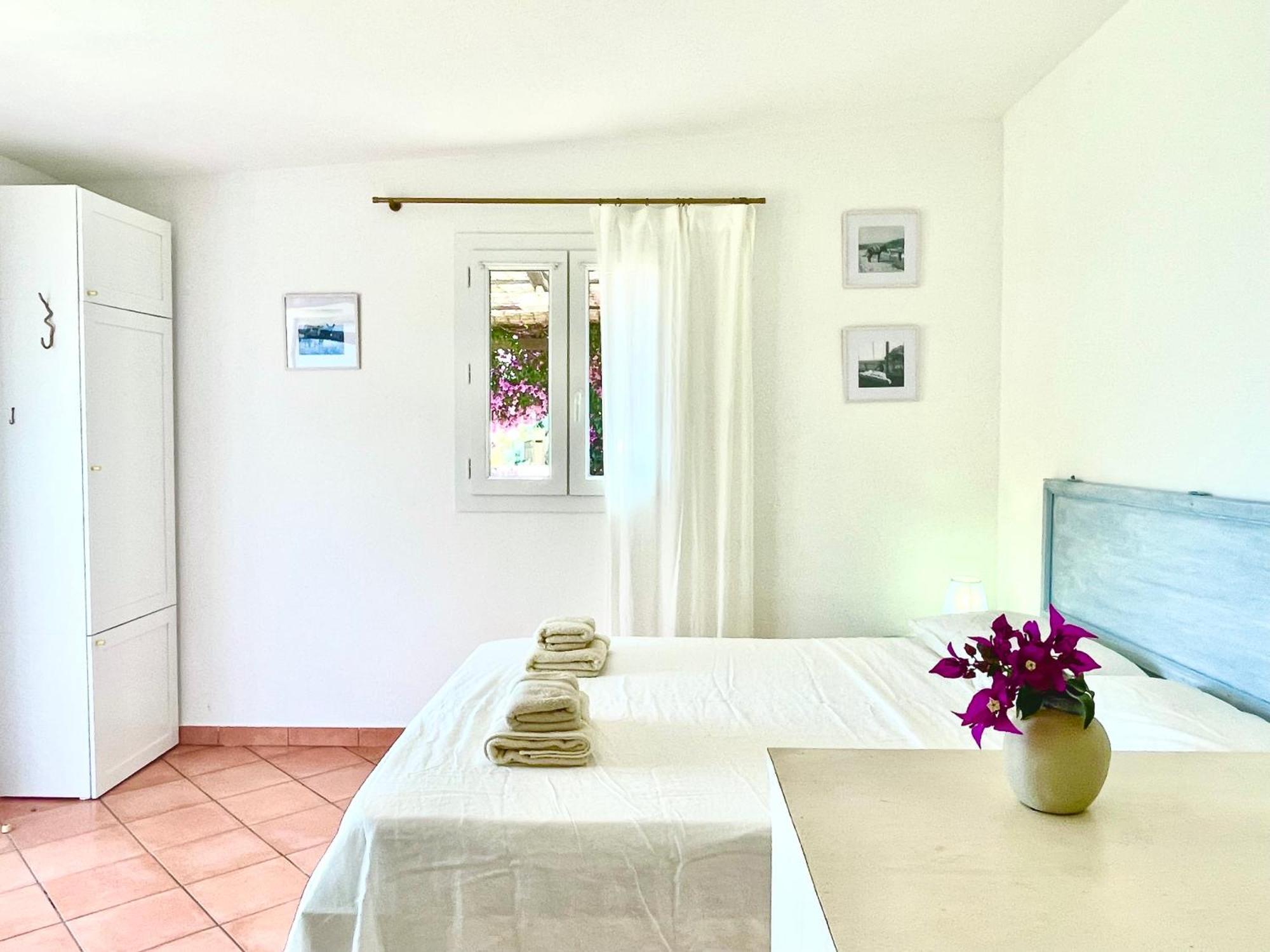 Апартаменты Aria Di Collina - Isola D'Elba Порт-Аццурро Экстерьер фото