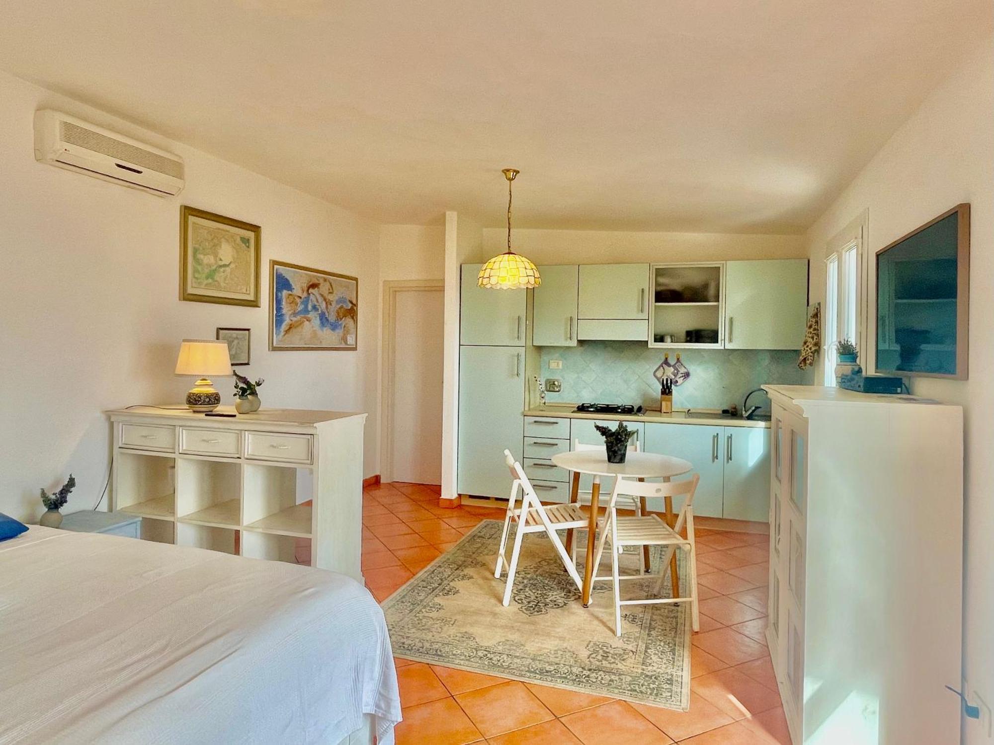 Апартаменты Aria Di Collina - Isola D'Elba Порт-Аццурро Номер фото